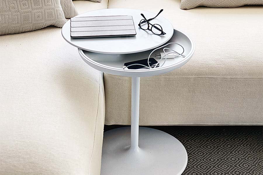 Toi Side table by Zanotta in white near sofa