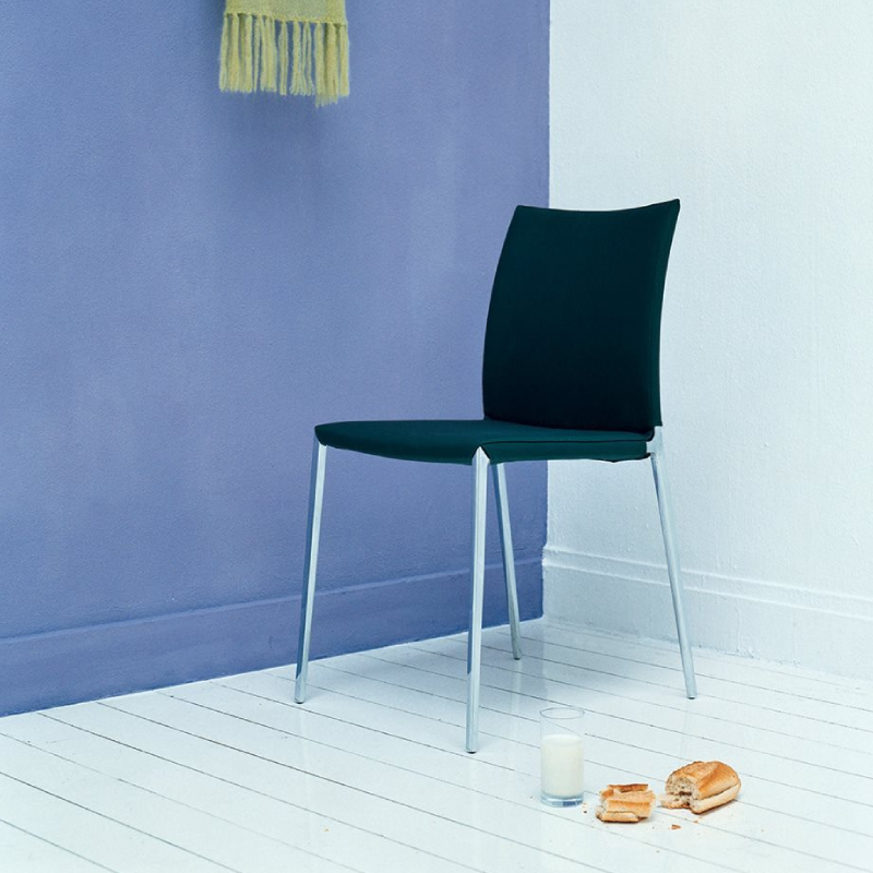 Lia Dining Chair in green by Italian brand zanotta