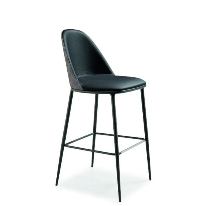 Midj lea stool